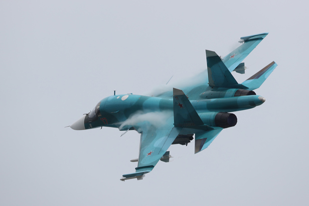 2 Pesawat Pembom Su-34 Milik Rusia Bertabrakan Saat Latihan