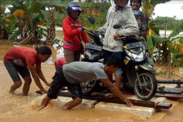 Kerusakan Hutan Disebut Jadi Penyebab Banjir di Kabupaten Luwu