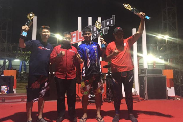 Uji Nurdin Borong 2 Piala di Turnamen Jetski Wali Kota Cup 2019