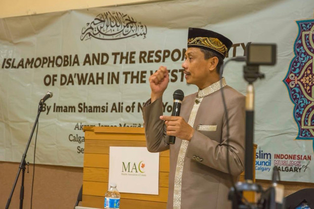 Soal Celana Cingkrang dan Cadar, Imam Masjid New York Kritik Menag
