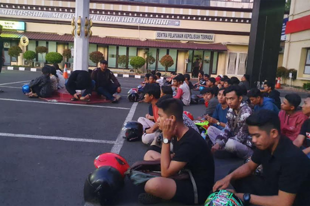 Patroli Balap Liar, Polisi Makassar Amankan 121 Sepeda Motor