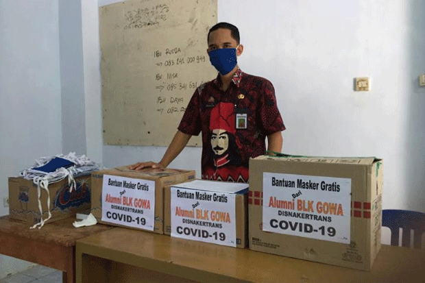 Alumni BLK Gowa Bergerak, Sumbang 1.000 Masker untuk Masyarakat