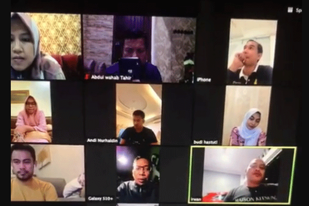 Komisi D DPRD Makassar Rapat Via Konferensi Video Bersama Dinas Sosial