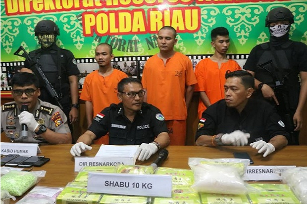 10 Kg Sabu Siap Edar di Palembang Digagalkan Polda Riau