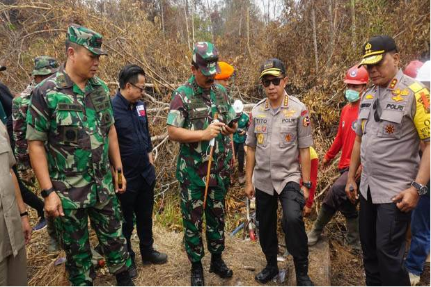 Kapolri: Kebakaran Hutan dan Lahan di Riau Ada Kejanggalan