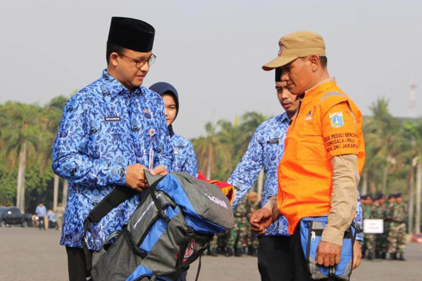 Gubernur DKI Kirim Tim Bantuan Penanggulangan Karhutla di Riau
