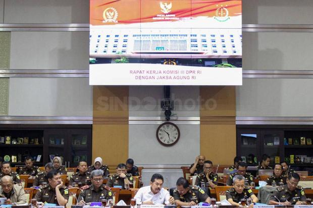 Komisi III DPR Soroti Lemahnya Pengawasan OJK Terhadap Jiwasraya