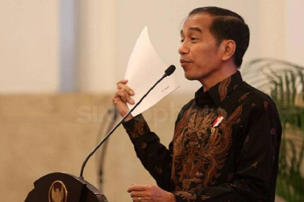 Luas Karhutla Bertambah, Jokowi: Apa Kurang yang Dicopot?