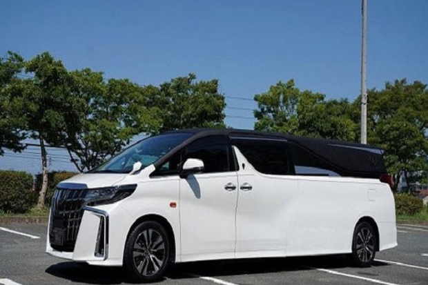 Keren, Toyota Alphard Disulap Menjadi Mobil Jenazah Mewah