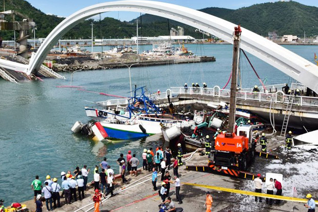 Empat Mayat Korban Jembatan Runtuh Taiwan Ditemukan, Diantaranya Warga Indonesia