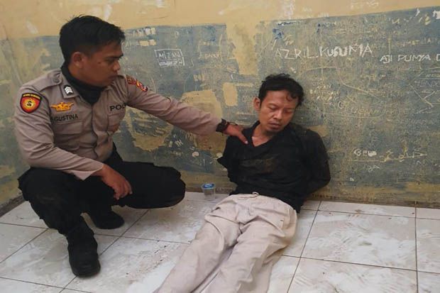 Syahrial Warga Kota Medan Pelaku Penusukan Wiranto