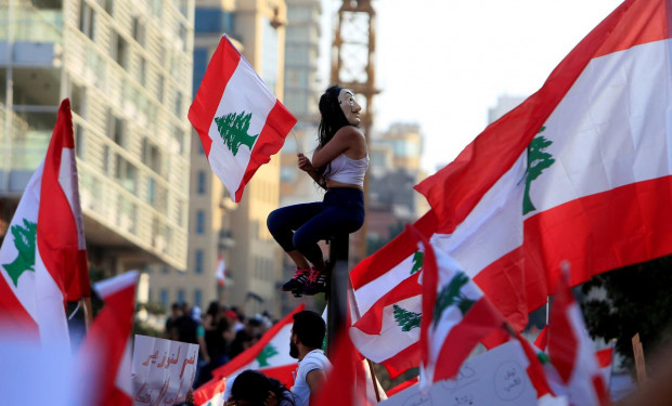 Redam Protes, Lebanon Pangkas Gaji Menteri Hingga 50%