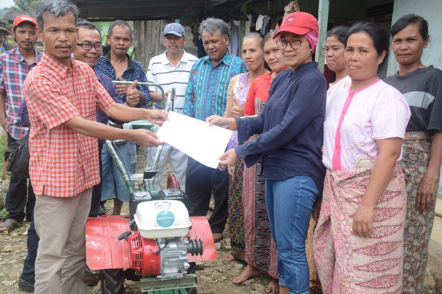 Tingkatkan Produksi Pertanian, PLTA Batangtoru Sumbang Hand Traktor