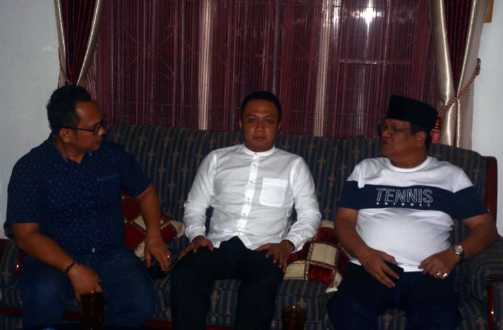 Langgar Tatib, Empat Fraksi Layangkan Mosi Tak Percaya Terhadap Ketua DPRD Padangsidimpuan