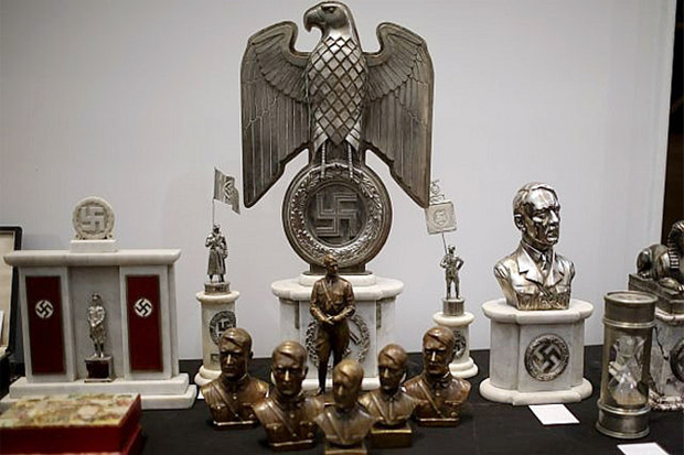 Artefak Nazi di Museum Holocaust Argentina Palsu