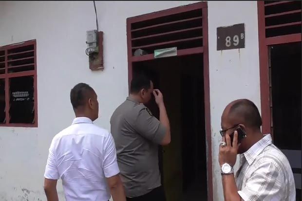 Rumah RMN Pelaku Bom Bunuh Diri di Polrestabes Medan Digeledah Densus 88
