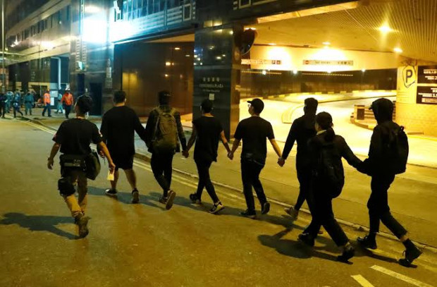 8 Demonstran Hong Kong Menyerah, Pengepungan Kampus Hampir Berakhir