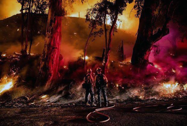 Kebakaran Hutan California Meluas, Ribuan Warga Diminta Mengungsi