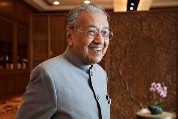Mahathir Mohamad Menduga Dapat Tetap Berkuasa hingga Setelah 2020