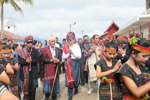 Bupati Tapanuli Utara Buka Festival Matumona-Muara 2019