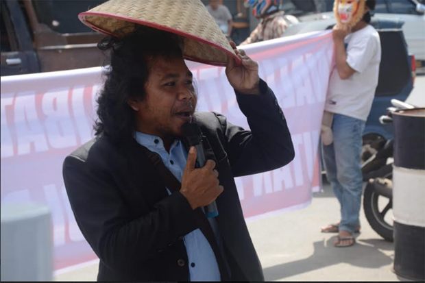 Aktivis Protes Putusan SP3 Kasus Dugaan Perambahan Hutan