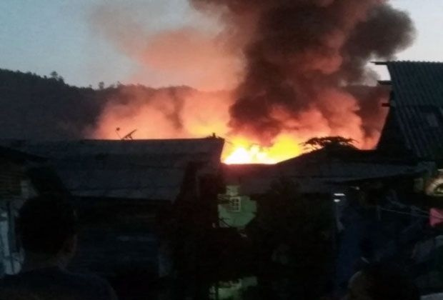 Puluhan Unit Rumah Warga Kota Sibolga Ludes Terbakar