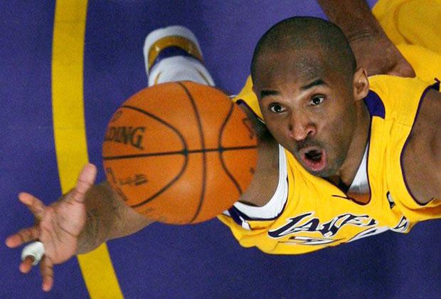 Legenda NBA Kobe Bryant Tewas dalam Kecelakaan Helikopter