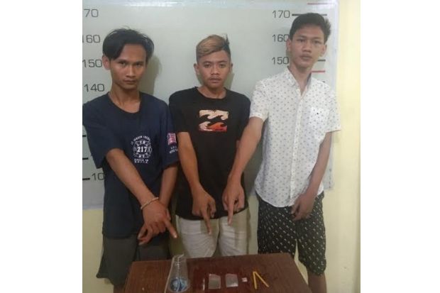 Gerebek Rumah di Pematang Rejo, Polisi Bekuk 3 Pria Pemilik Narkoba