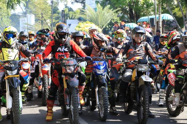 2 Bupati Asal Sumut Uji Nyali di Aceh Dirt Bike Adventure 2020