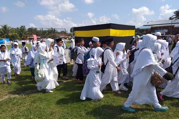 10.600 Santri dan 700 Guru Madrasah di Kabupaten Batu Bara Latihan Manasik Haji