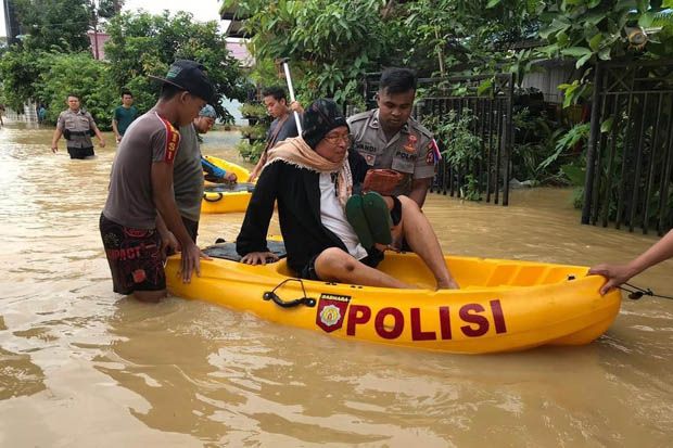 Tagar Polri Bantu Korban Banjir Jadi Trending Topik