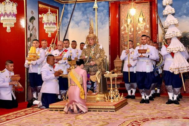 Hidup Nyaman Raja Thailand: Nikah 4 Kali, 20 Selir, Harta Rp490 Triliun