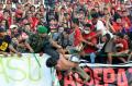 Kerusuhan suporter Stadion Manahan Solo