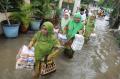 Ketua PWNU DKI salurkan bantuan korban banjir