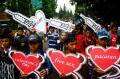 Aksi tolak budaya Valentine Day di Bandung