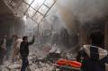 Evakuasi korban reruntuhan bangunan di Suriah