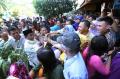 Pedagang Pasar Tradisional Palembang Antusias Sambut Prabowo