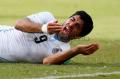 Suarez Gigit Chiellini, Uruguay Kalahkan Italia 1-0