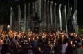 Aksi 1000 Lilin Relawan Jokowi-JK