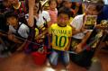 Neymar Disambut Ratusan Penggemar di Tokyo