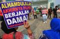 Aksi Damai Ibu-ibu Tuntut Jokowi-JK Tepati Janji Kampanye