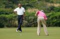 Libur Natal Presiden Obama dan PM Malaysia Main Golf di Hawaii
