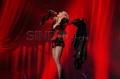 Tampil Digantung, Madonna Hentak Panggung Grammy Awards 2015