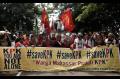 Ratusan Massa Aksi Unjuk Rasa Dukung Samad di Makassar
