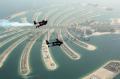 Manusia Jet Bermanuver di Langit Dubai