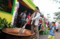 Warna Warni Payung Hiasi Festival Kuliner Nusantara