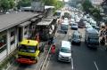 Evakuasi Bangkai Bus Transjakarta