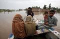 Banjir Bandang Rendam Barat Laut Pakistan