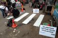 Aksi Koalisi Pejalan Kaki di Zebra Cross