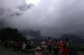 Erupsi Gunung Bromo, Warga Tetap Beraktivitas